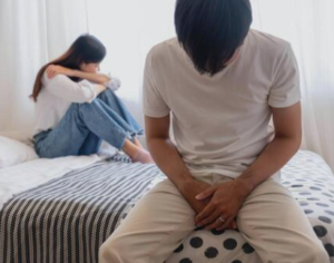Impotensi adalah salah satu masalah kesehatan pria yang cukup sering terjadi, tetapi masih banyak orang yang merasa malu untuk membicarakannya. Padahal, kondisi ini bisa dialami oleh pria dari berbagai usia, terutama setelah memasuki usia 40 tahun.