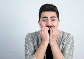Sperma mengeluarkan darah bisa disebabkan infeksi, prostatitis, atau cedera. Ketahui penyebab, gejala, dan kapan harus berobat ke Klinik Lelak